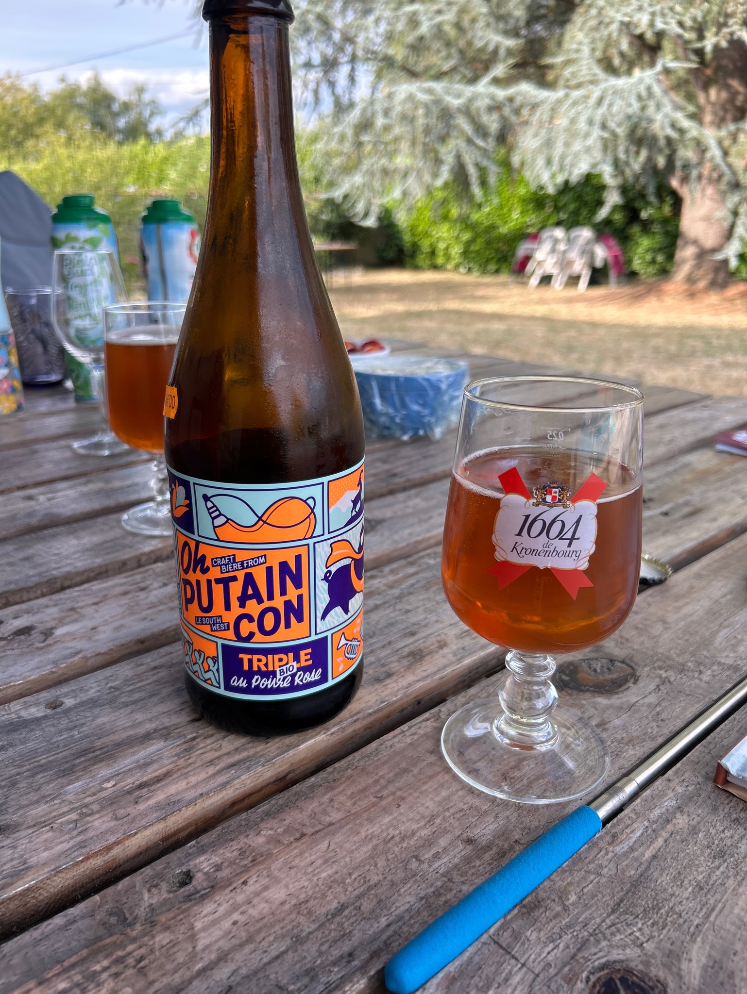 Oh Putain Con Triple, France