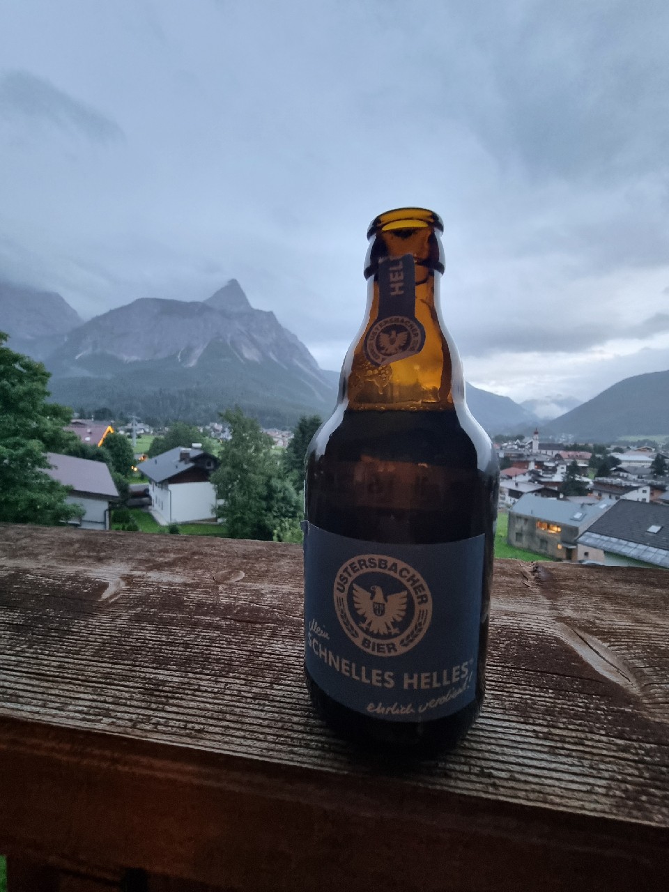 Ustersbacher Schnelles Helles, Brauerei Ustersbach