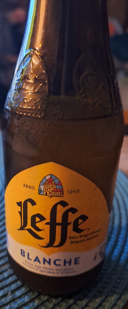 Leffe Blanche, Abbaye de Leffe (AB InBev)