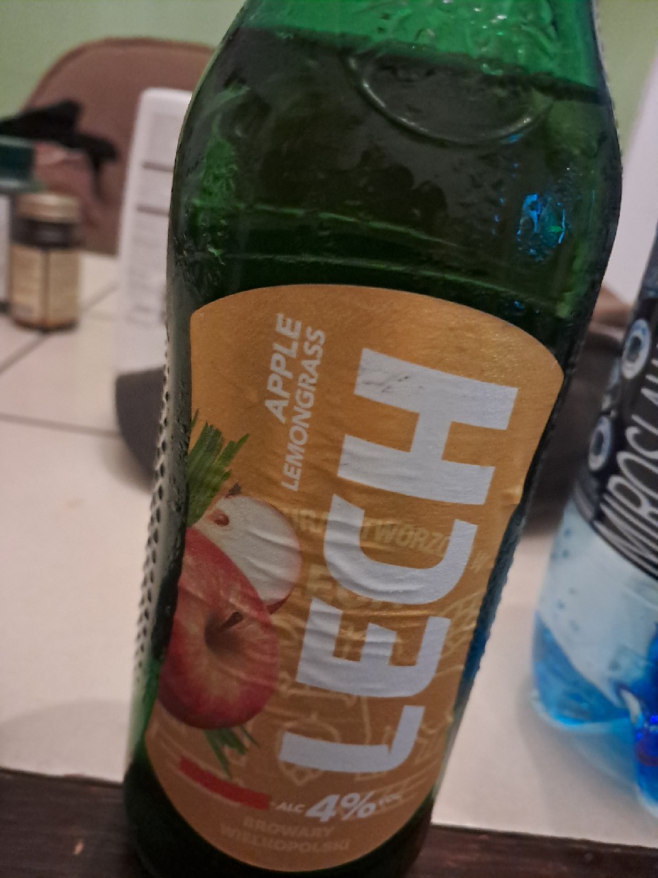 lech apple wheatgrass, Poland