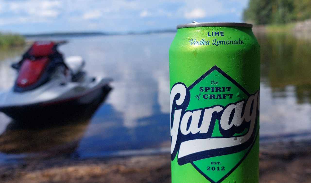 Garage Vodka Lemonade Lime, Finland