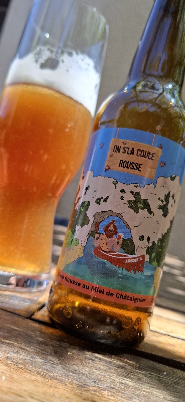 On S'la Coule Rousse, France