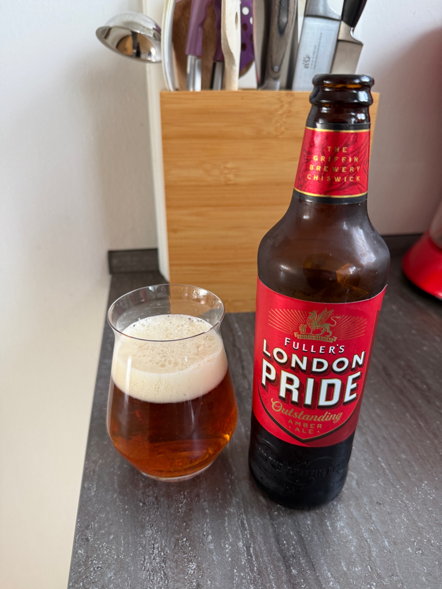 London Pride, Fuller's Griffin Brewery (Asahi Breweries)