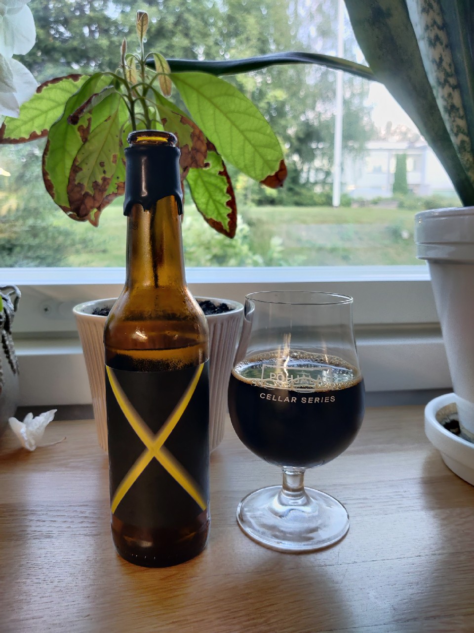 Öö X (Cellar Series), Estonia