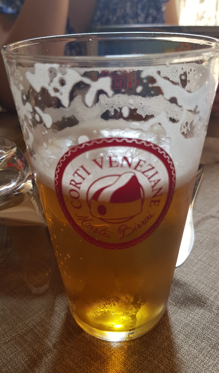 Biondina, Corti Veneziane