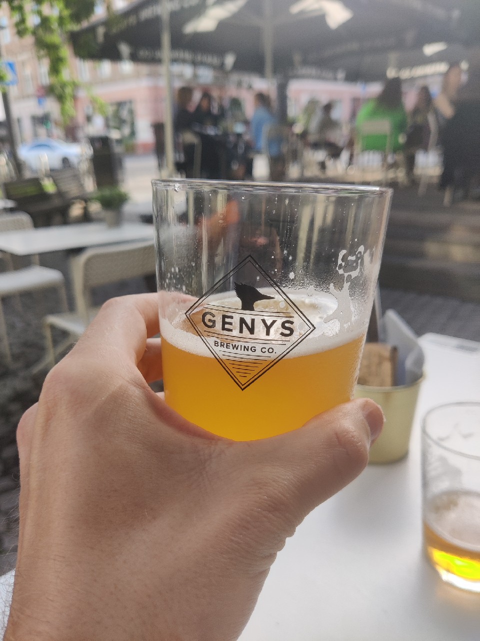 Baltas Melas / White Lie, Lithuania