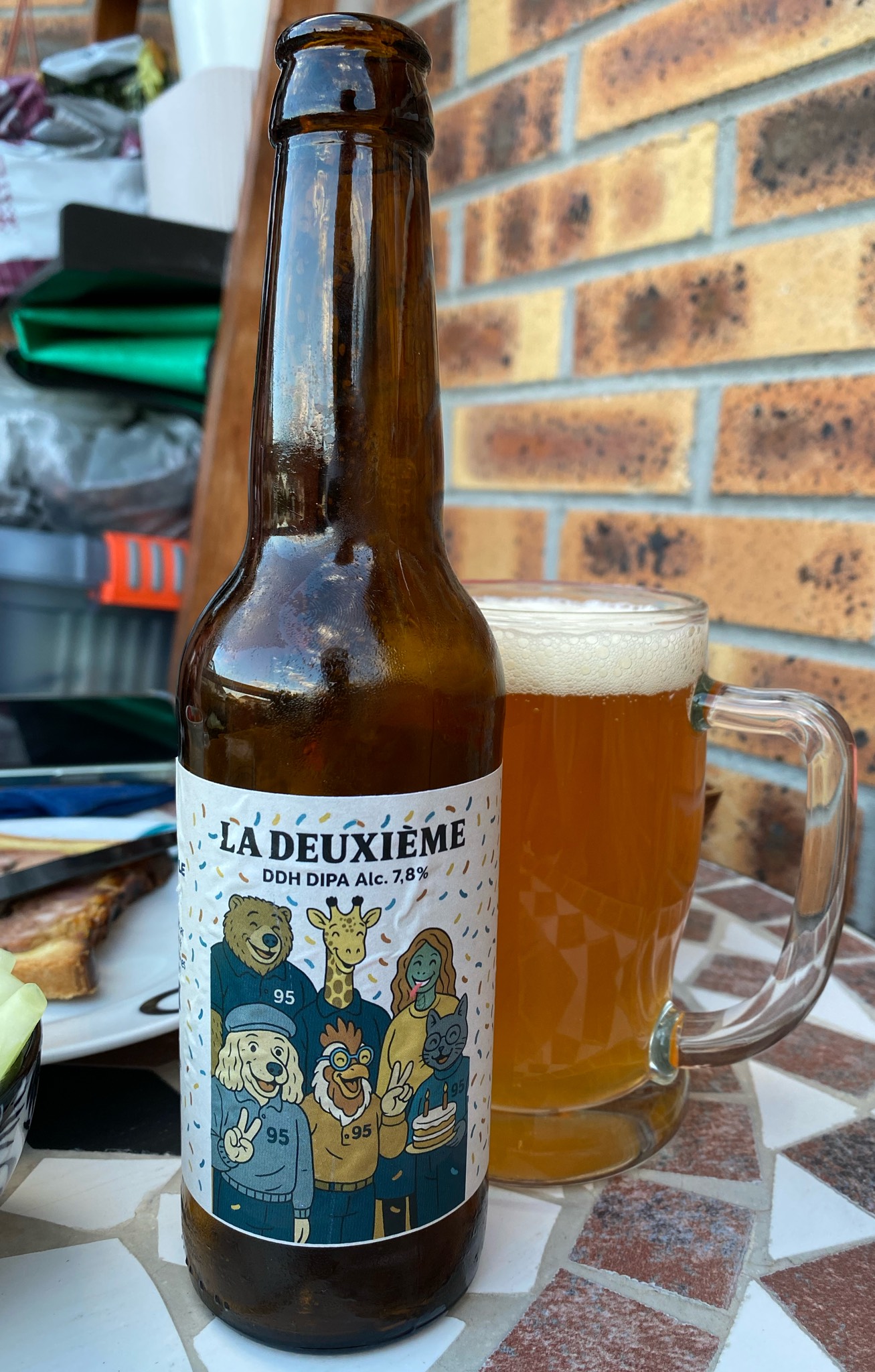 La deuxième, France