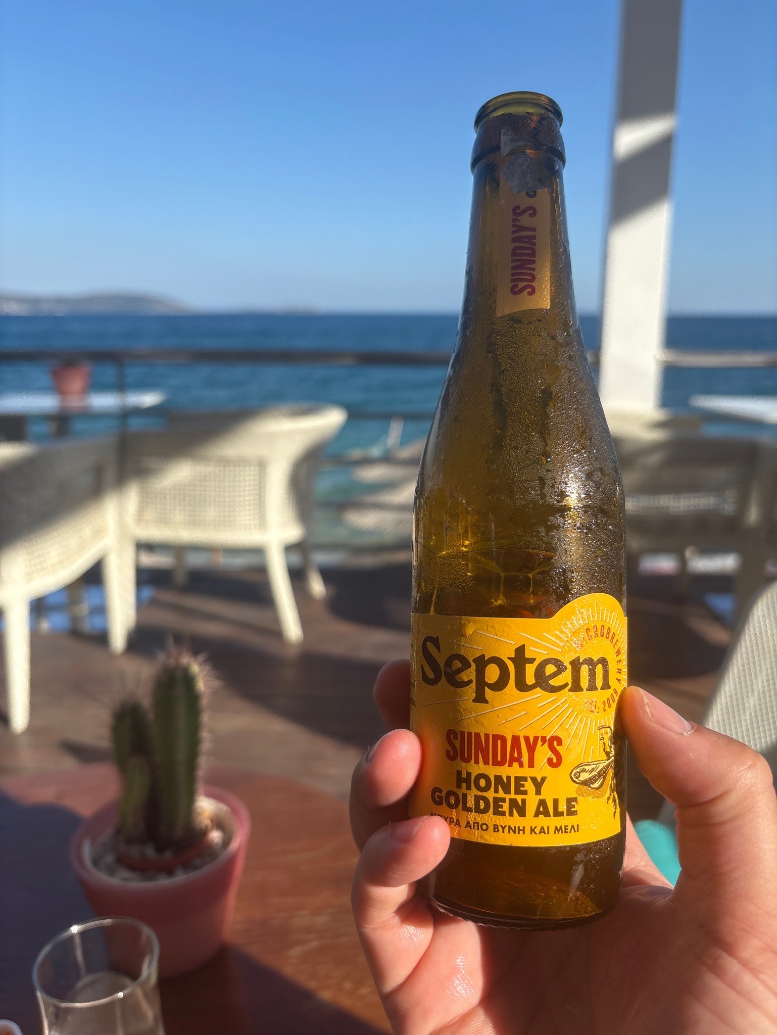 Sunday's Honey Golden Ale, Greece