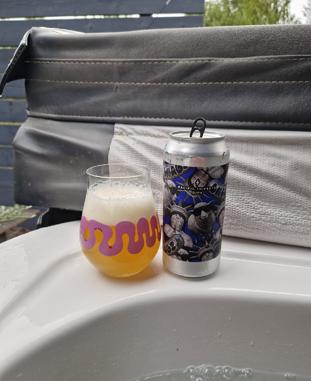 Pacific Trifecta, Spain