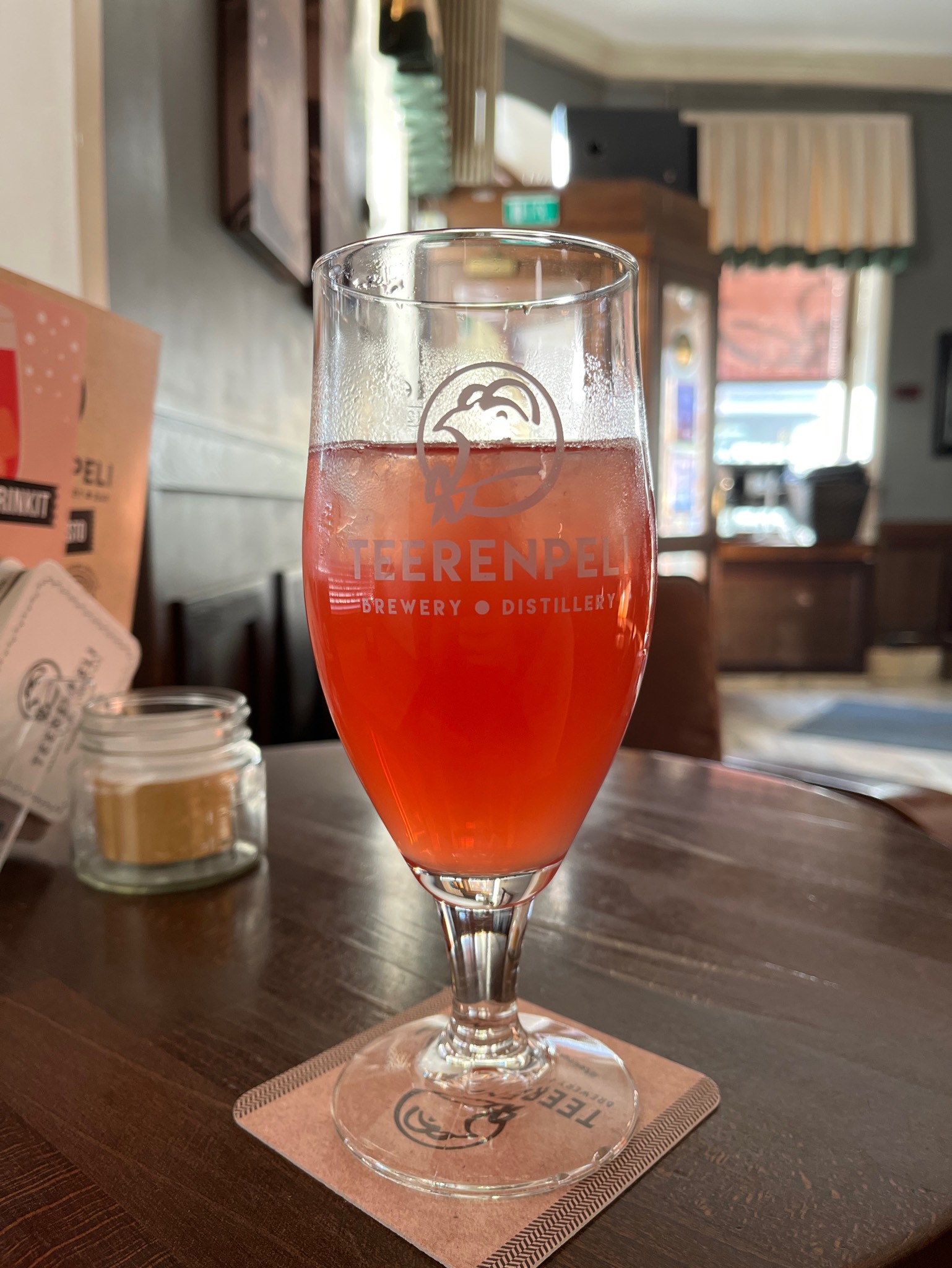 Punaherukka & Verigreippi Lonkero, Finland