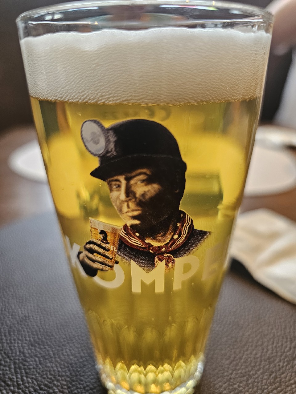 Kompel Pils, Belgium
