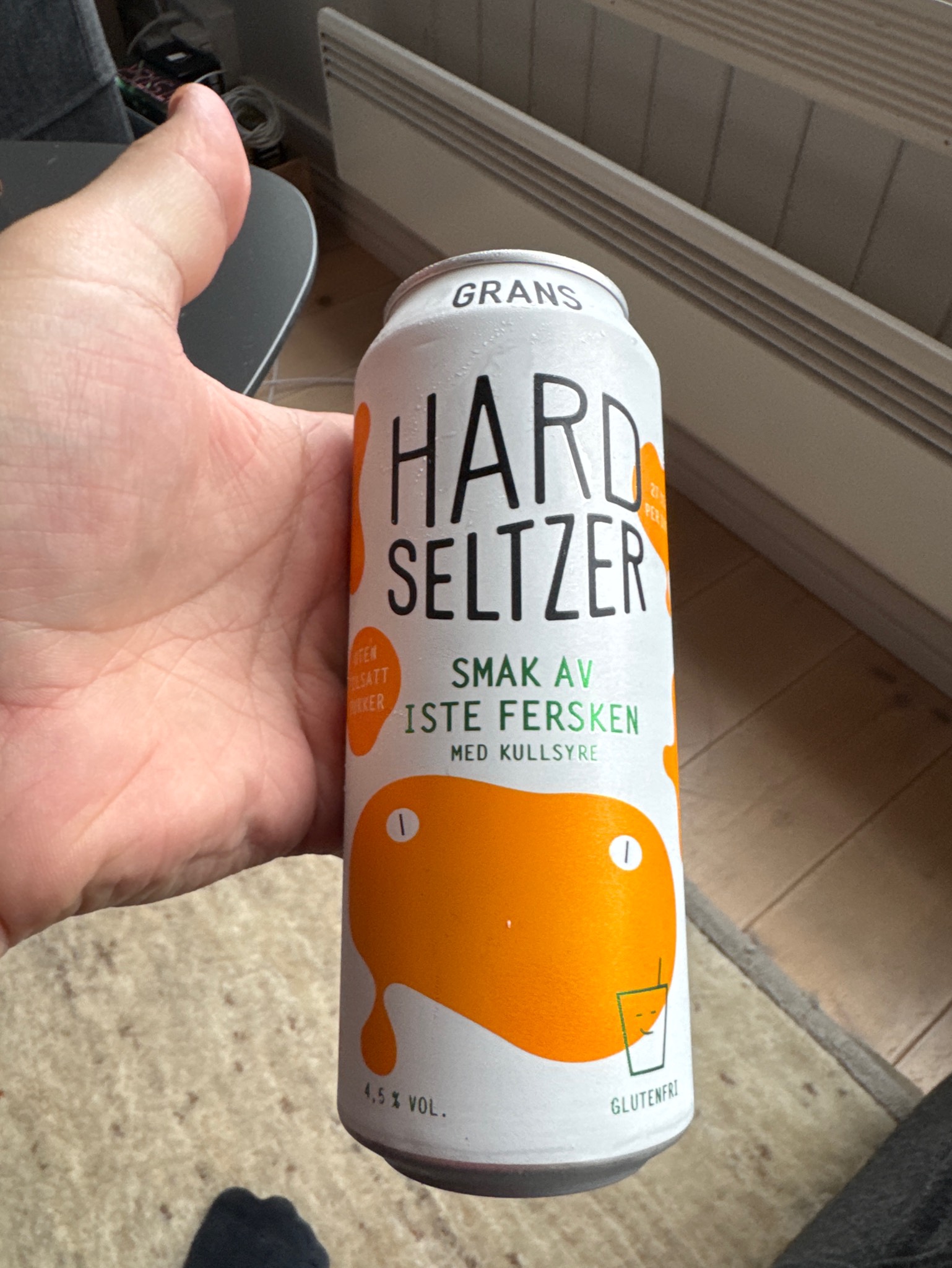 Hard seltzer Iste fersken, Grans Bryggeri