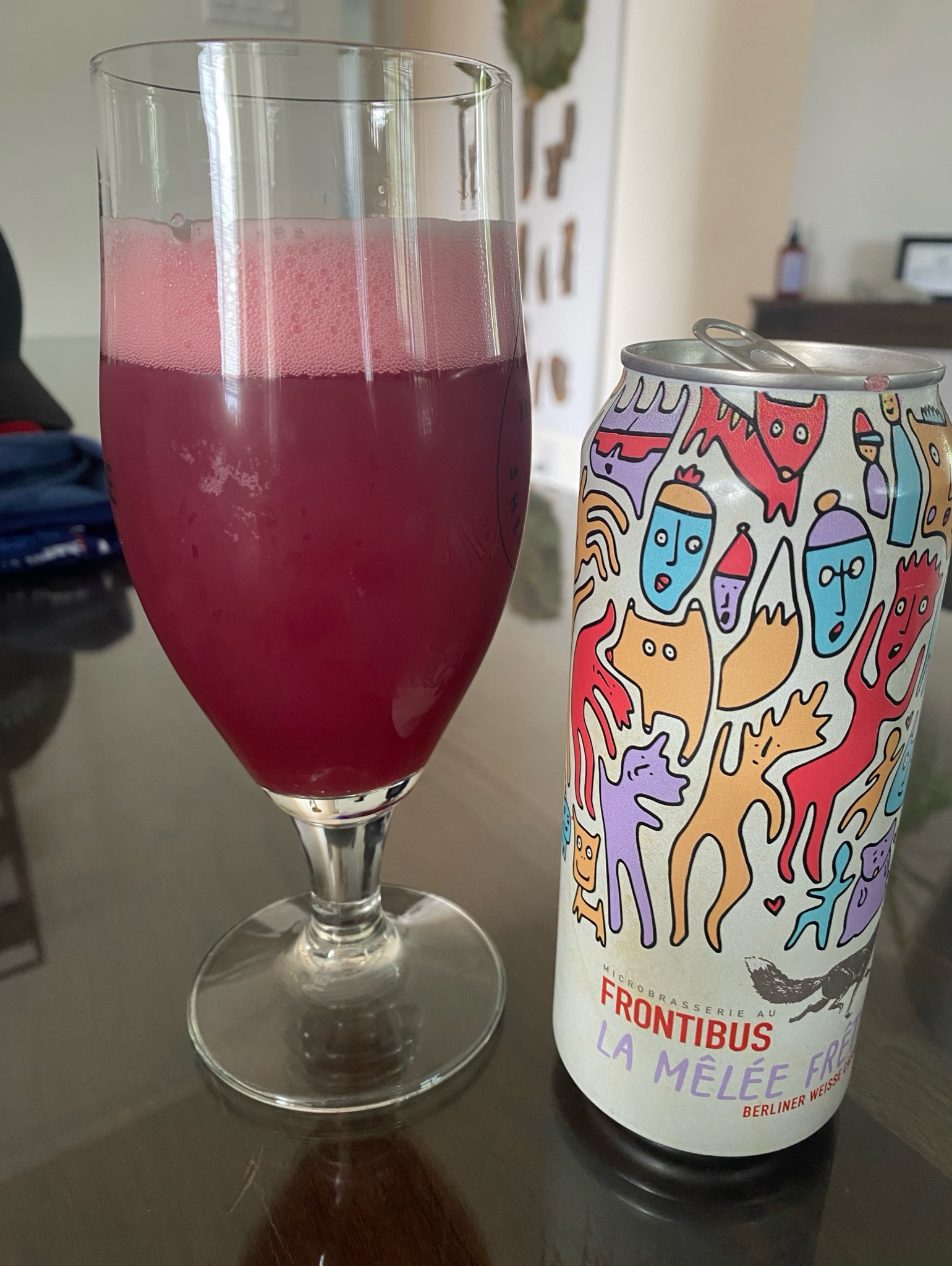 Mêlée Frête, Microbasserie au Frontibus