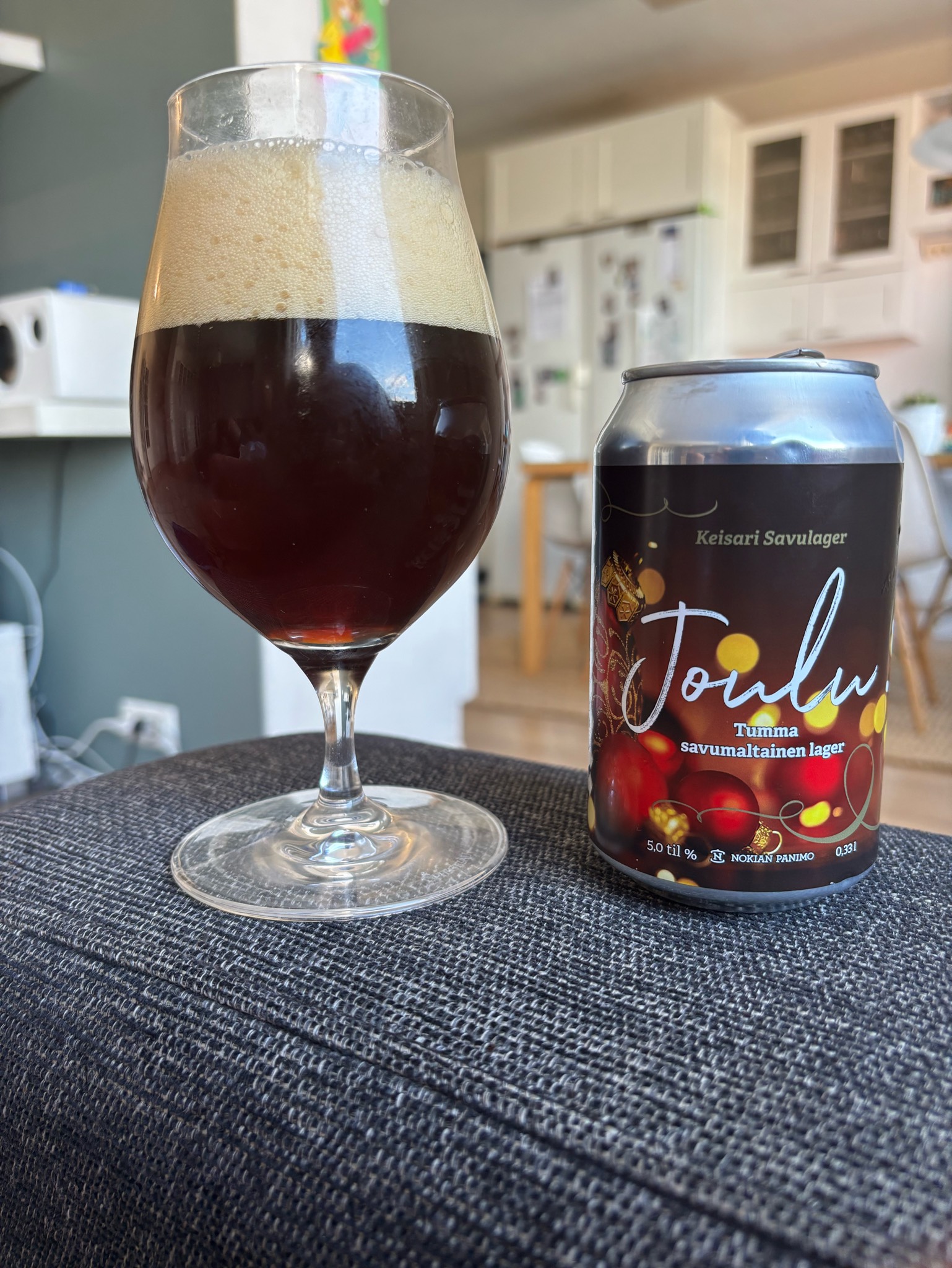 Keisari Joulu Savulager, Finland