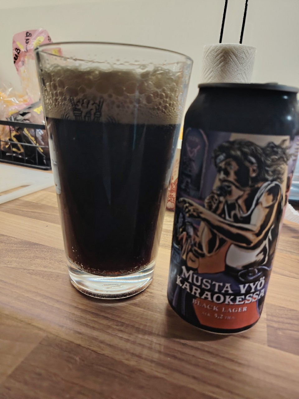 Musta Vyö Karaokessa, Finland