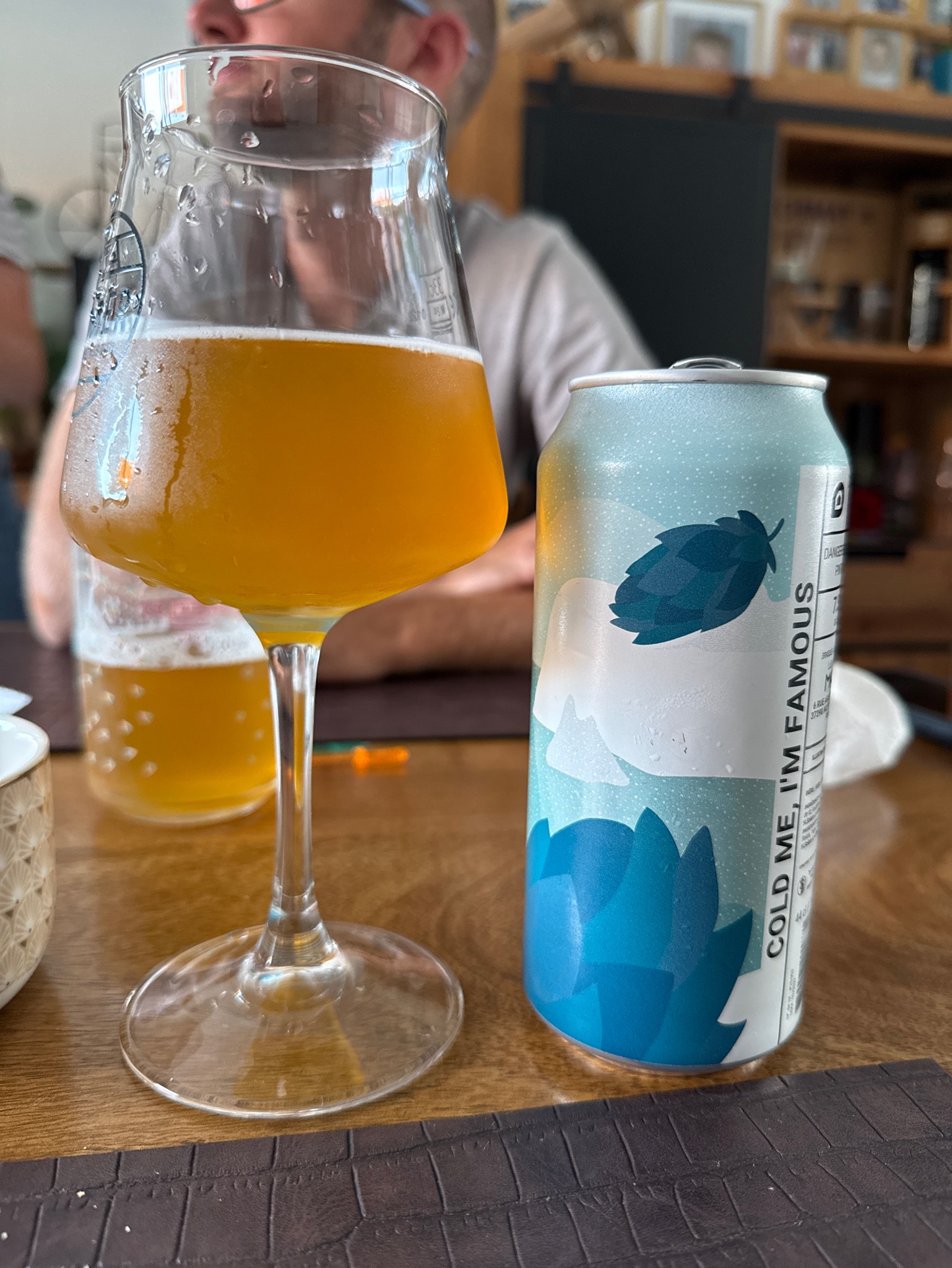 Cold Me I'm Famous, France