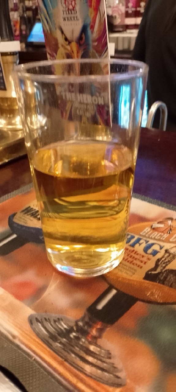 tucks tipple, Sting Cider