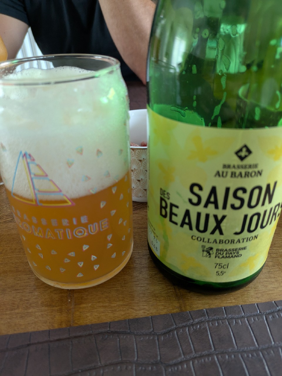 Saison des beaux jours, Brasserie Au Baron
