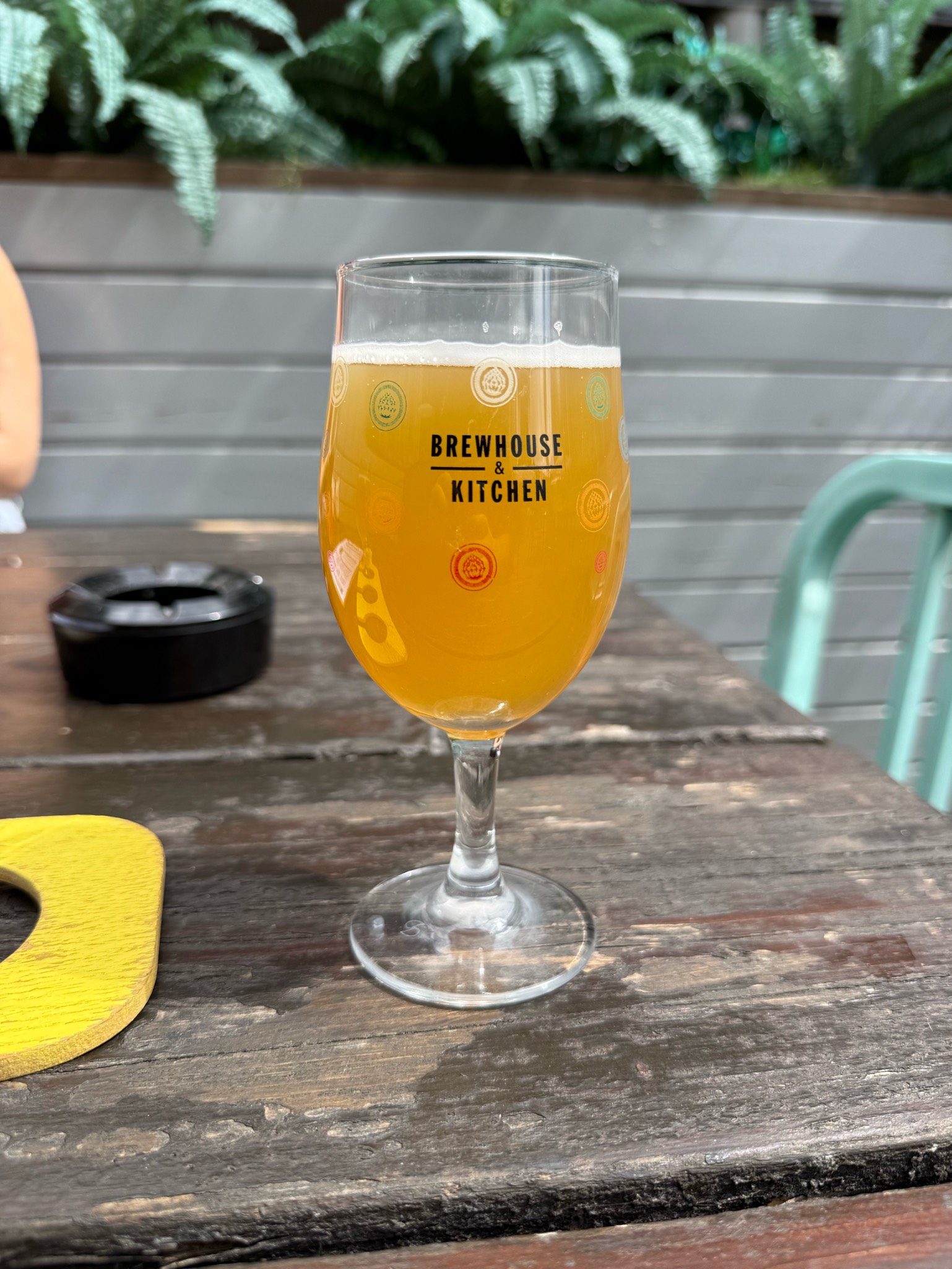 Massachuetts Pale American Pale, Brewhouse & Kitchen