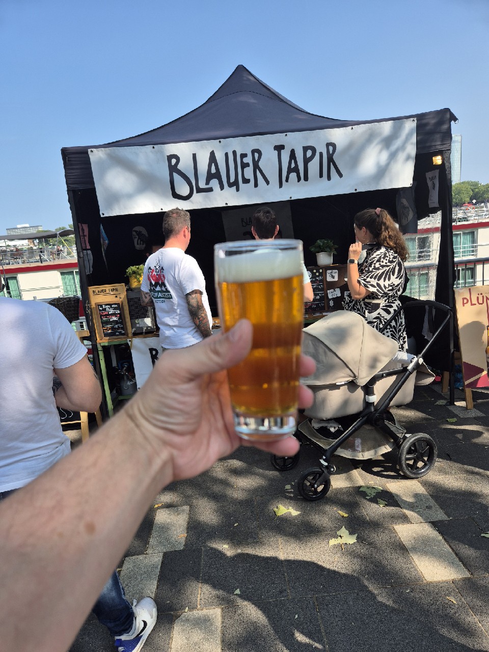 Tapir Entertainment System, Blauer Tapir