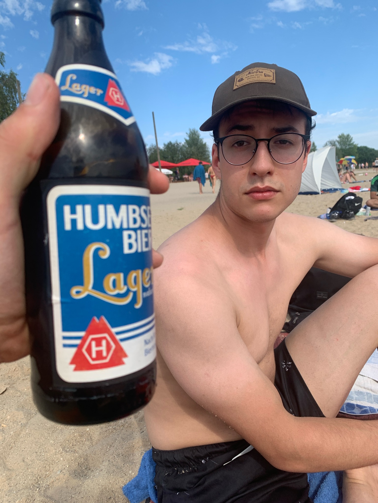 Humbser Lager Naturtrüb, Brauerei Humbser Geismann GmbH Fürth