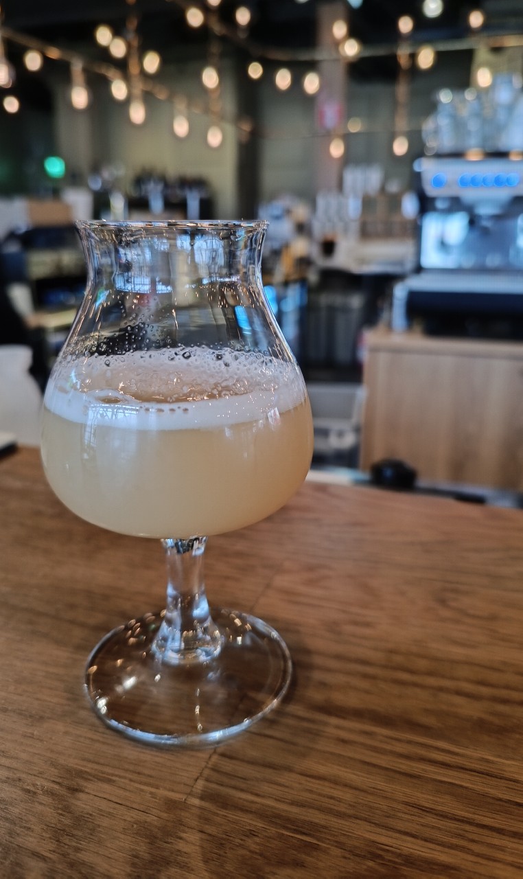 Commutatio: Blood Brothers, Canada