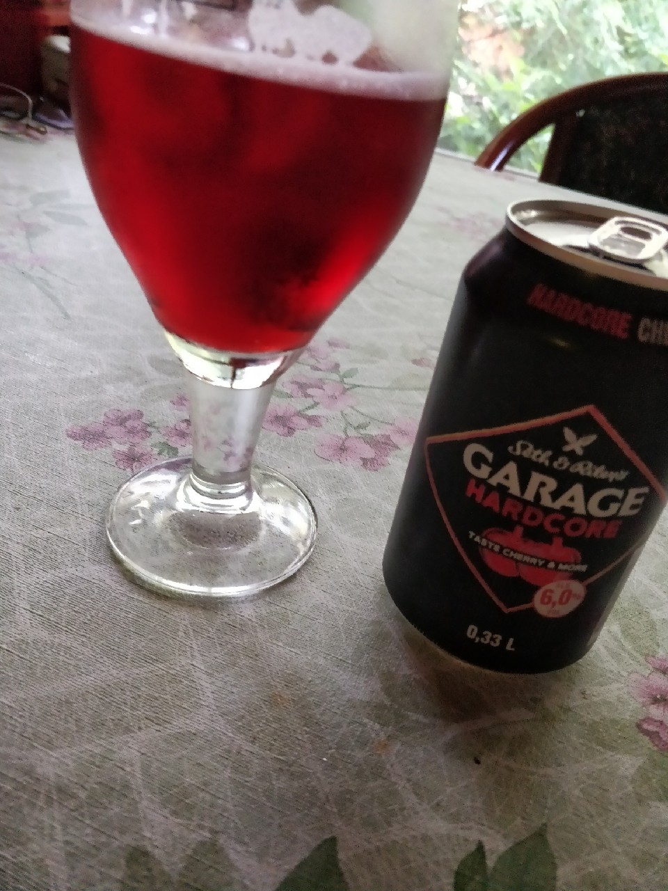 Garage Hardcore Cherry, Estonia