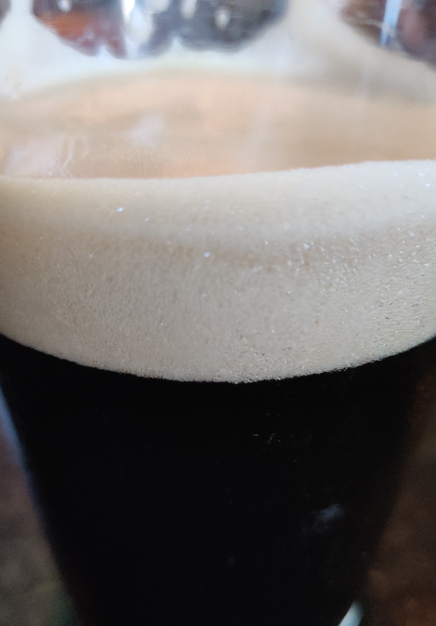 Tar&foam stout, Finland