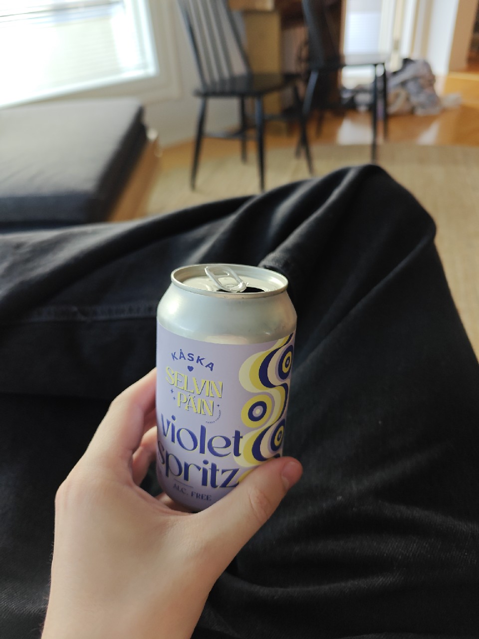 Selvin Päin Violet Spritz, Kåska