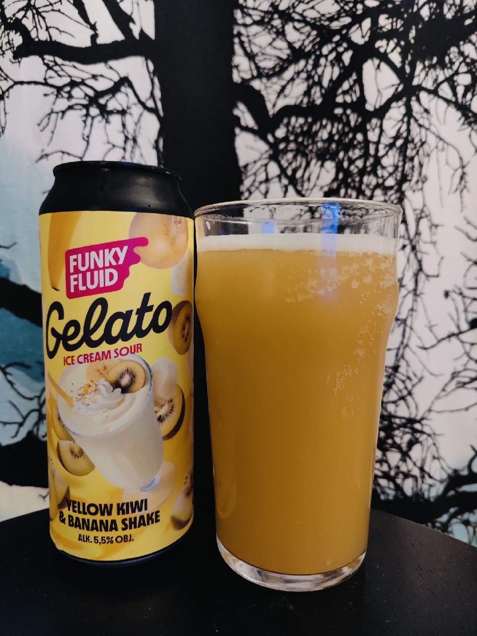 Gelato: Yellow Kiwi & Banana Shake, Poland