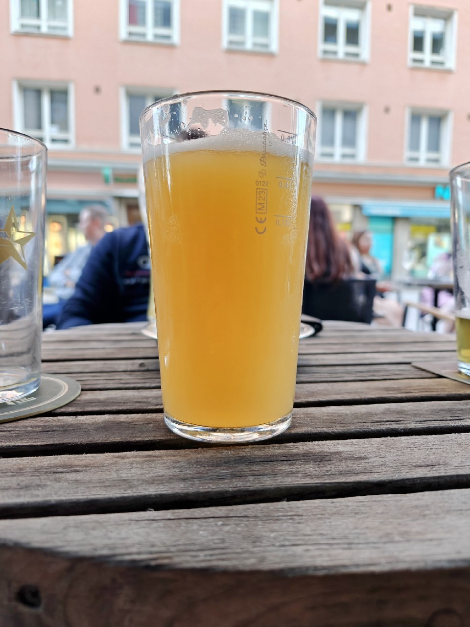 Mökkipöperö, Panimoyhtiö Tuju