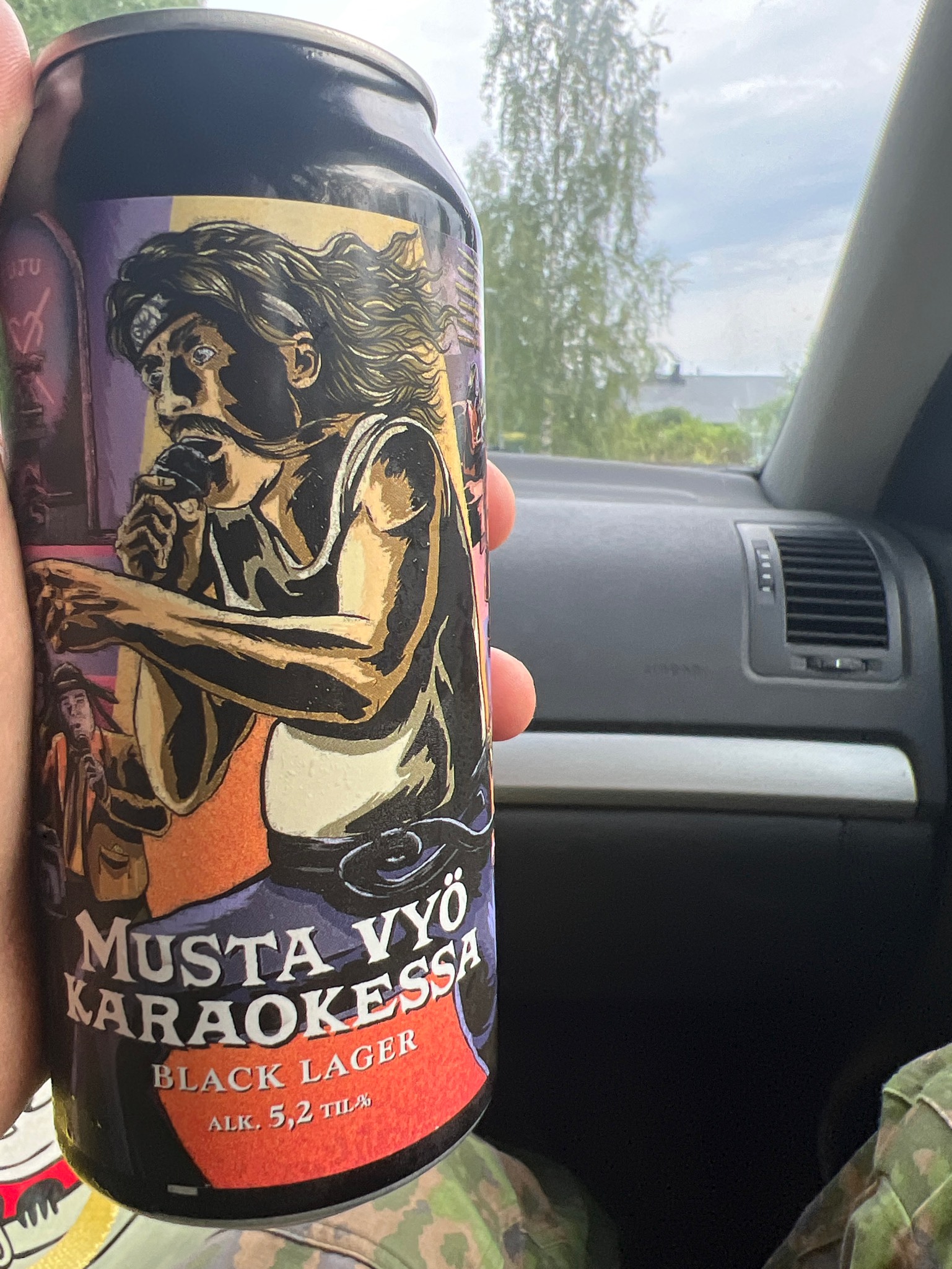 Musta Vyö Karaokessa, Finland