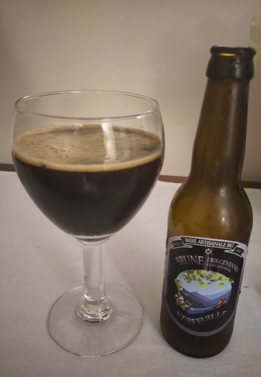 Verfeuille Brune À La Châtaigne, Verfeuille En Cévennes