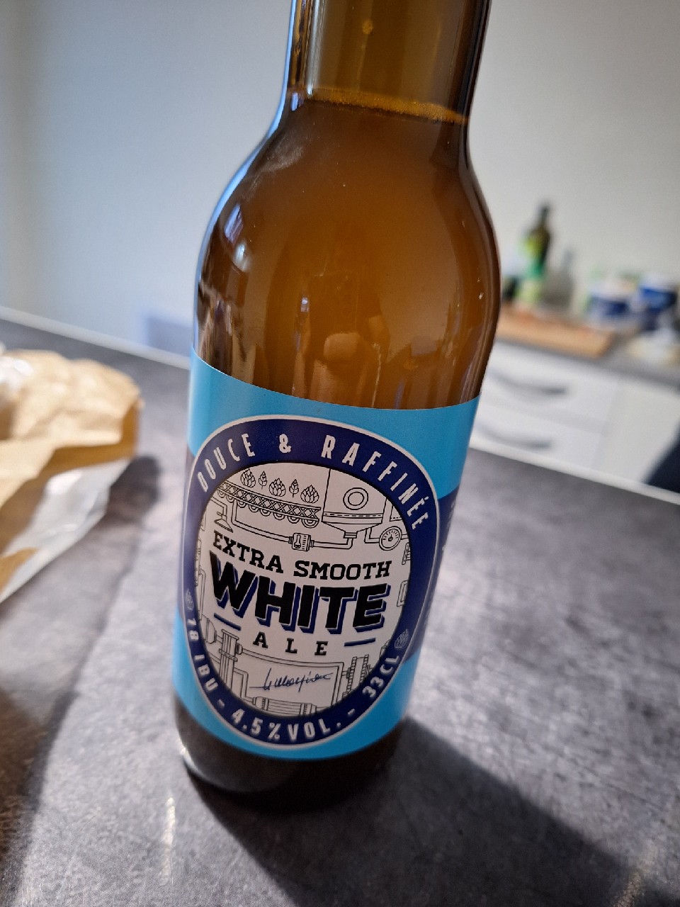 Extra Smooth White Ale, La Collective Du Houblon (Casino)