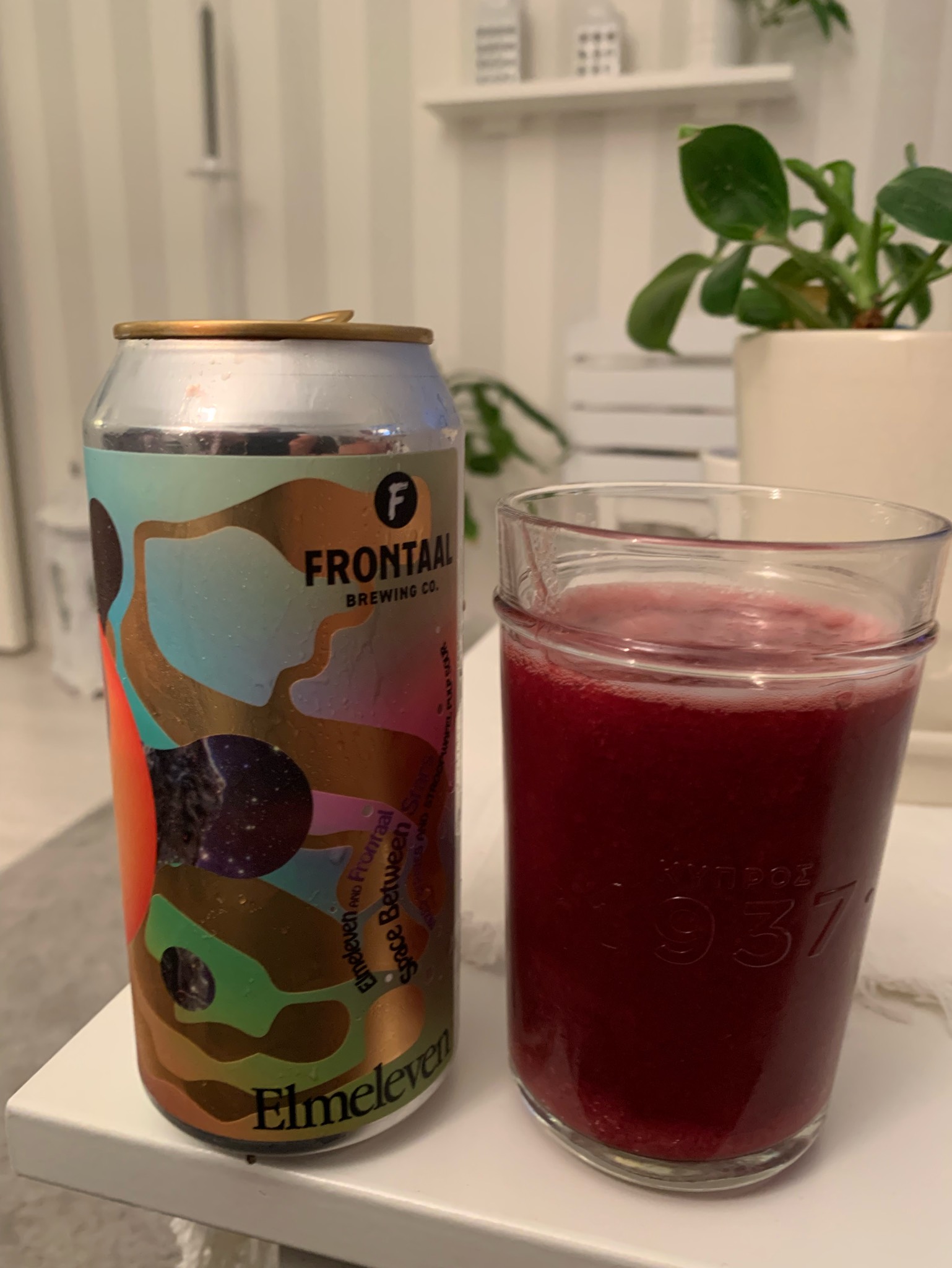 Space Between Stars, Sweden