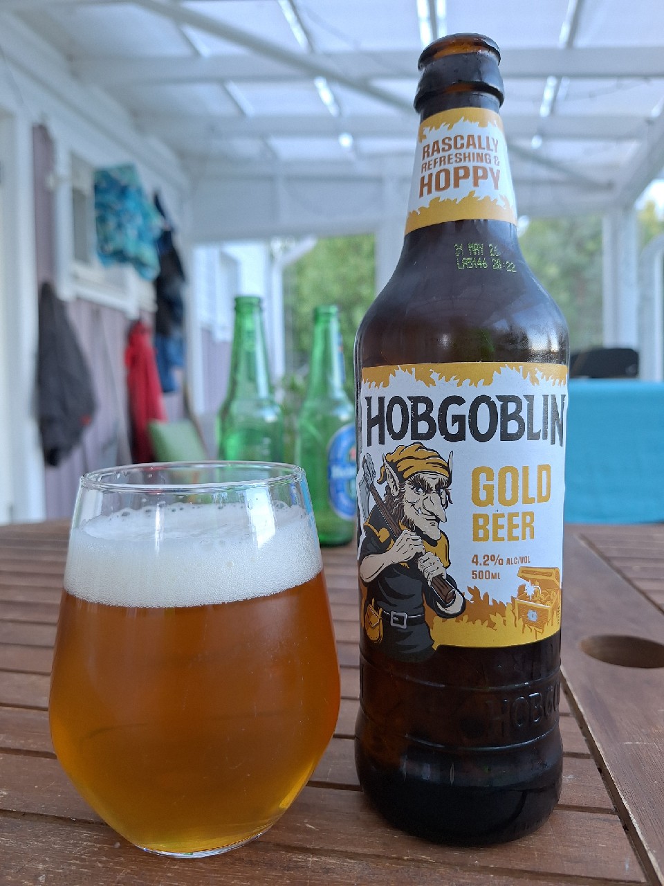 Hobgoblin Gold, Wychwood Brewery (Marston's Brewery)
