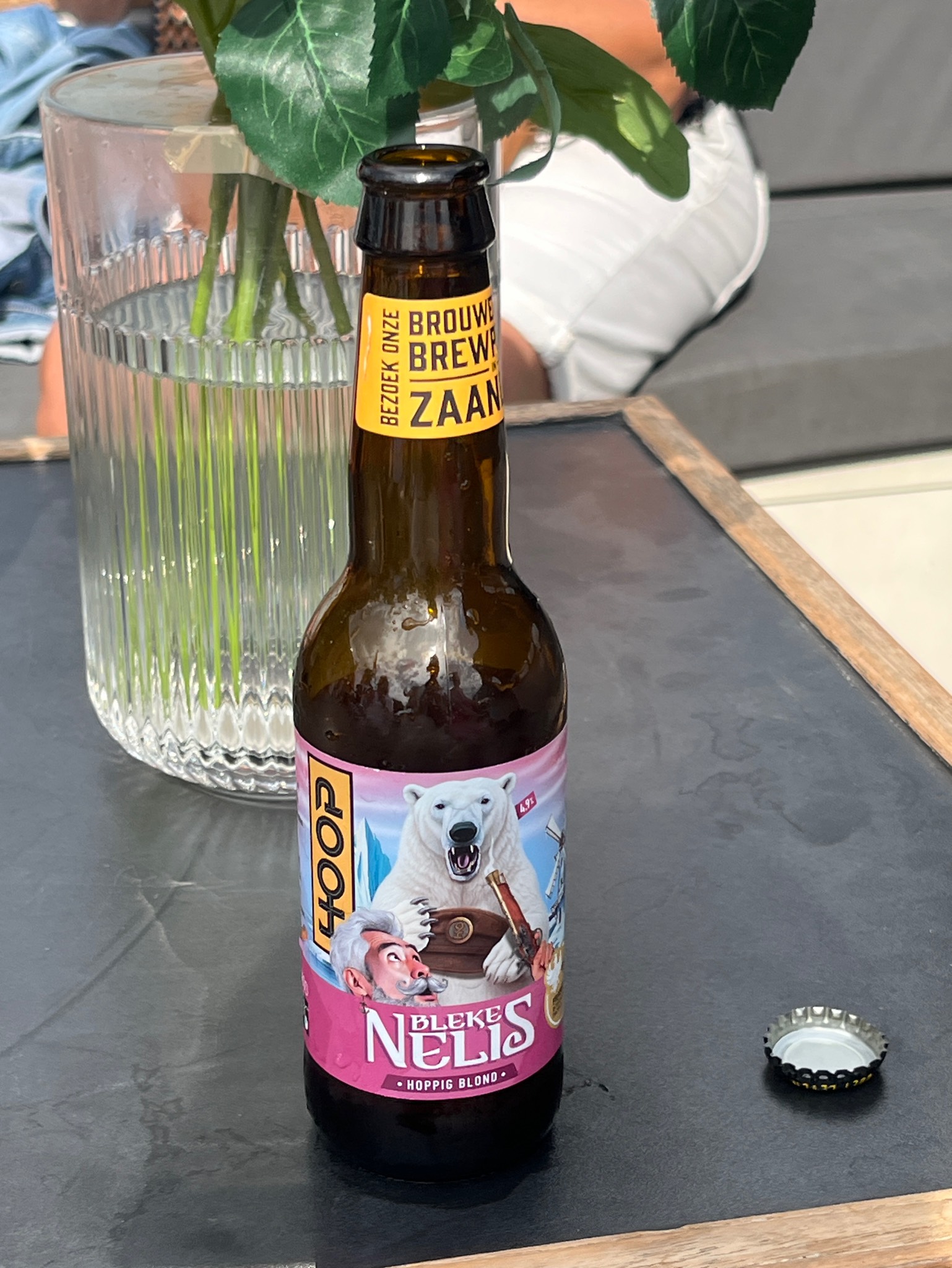 Bleke Nelis, Netherlands