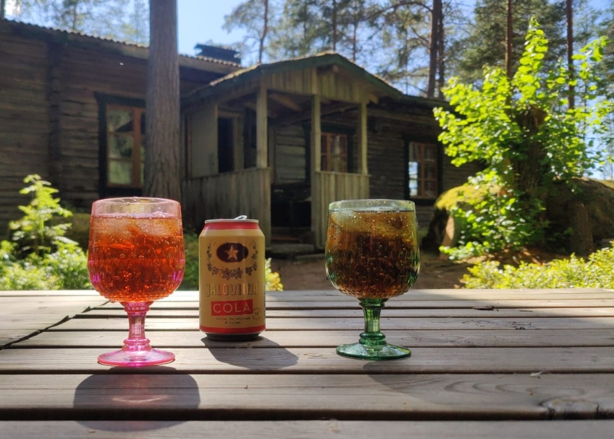 Jaloviina Cola, Finland