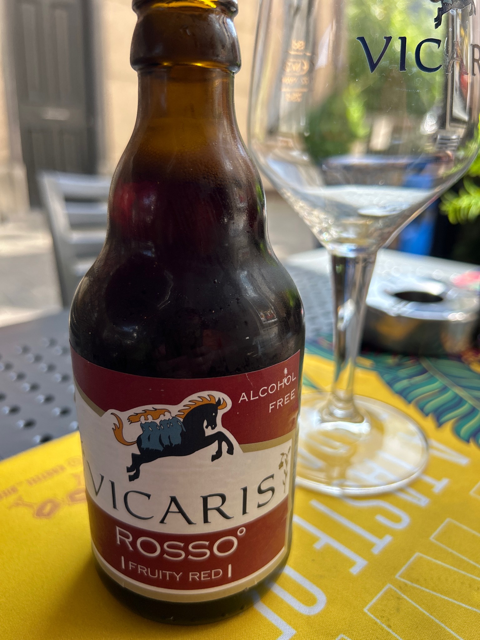 Vicaris Rosso, Vicaris