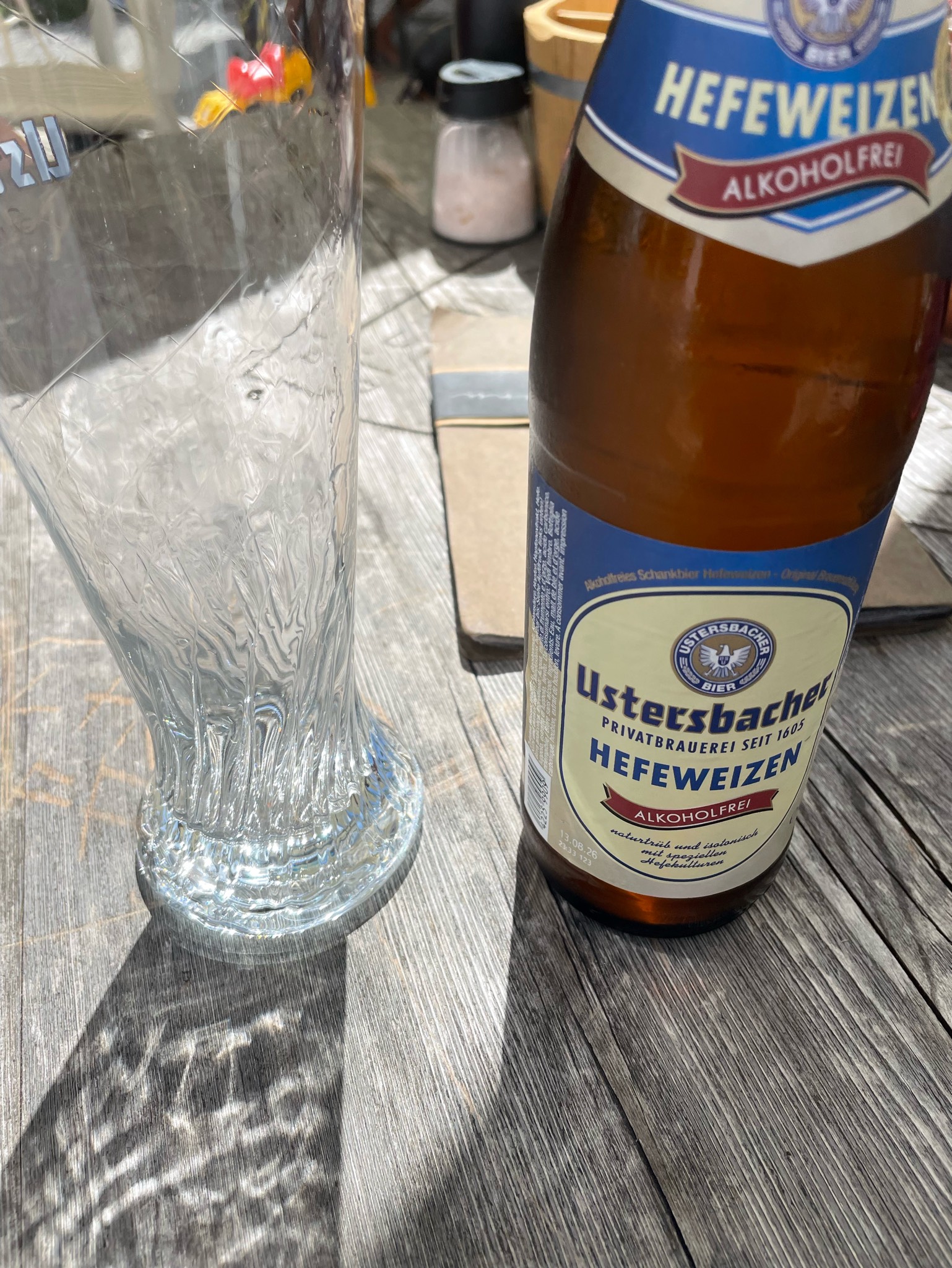 ustersbacher Hefeweizen alkoholfrei, Brauerei Ustersbach