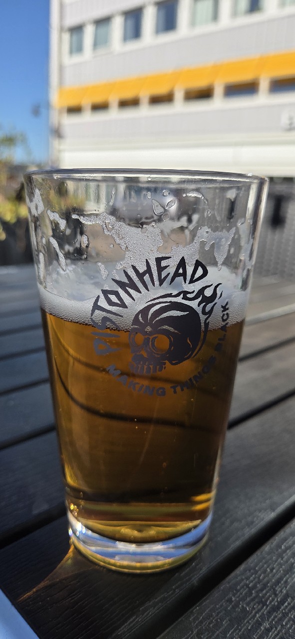 Pistonhead Flat Tire 4.5%, Sweden