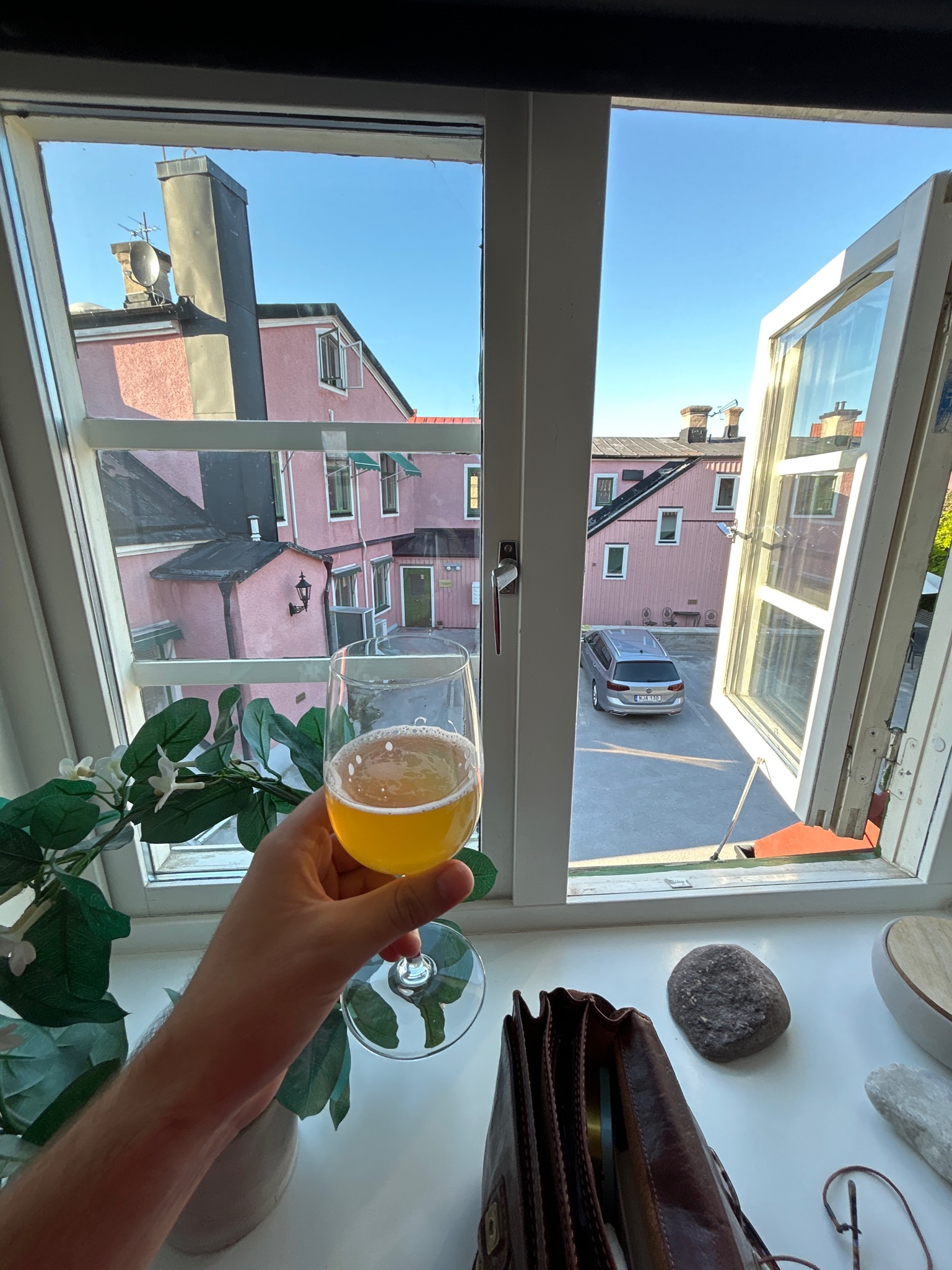 Roma lager, Lost Island Brewery