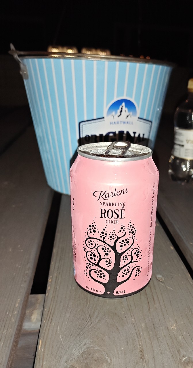 Karlens Sparkling Rosé Cider, Laitilan Wirvoitusjuomatehdas