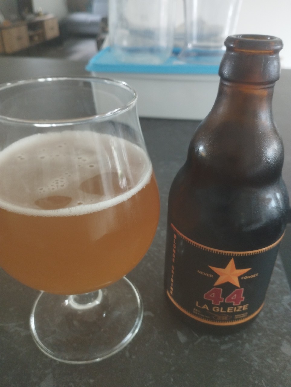 la 44 gleize, Scåssenes