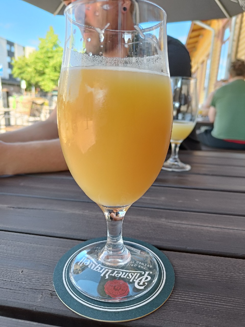 De Nos Sarcophages, Canada