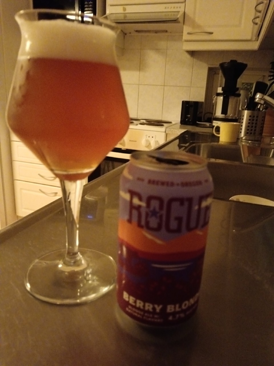 Berry blonde, United States