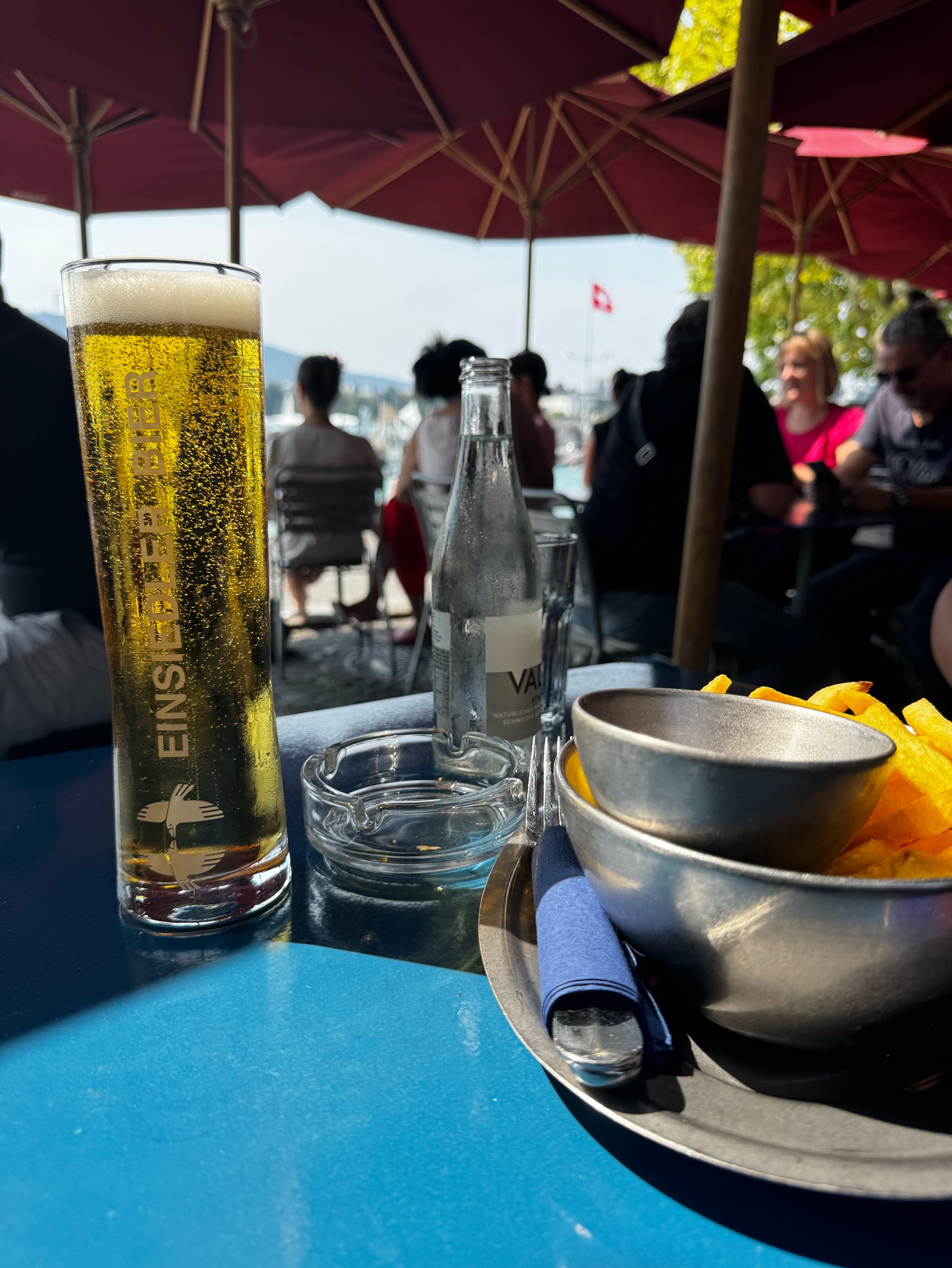 Einsiedler Lagerbier, Rosengarten