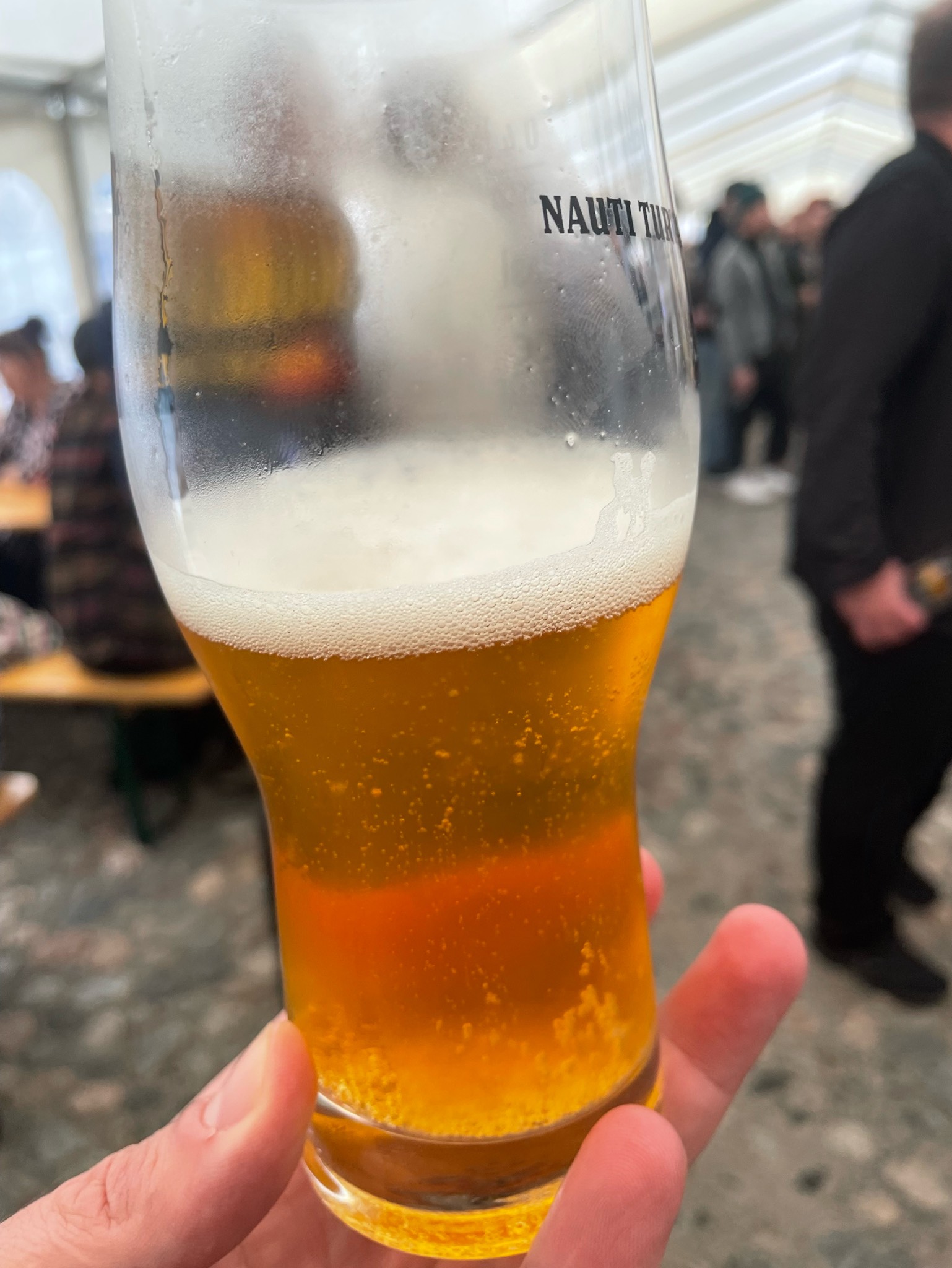 Lights, Kamera, Lager!, Finland