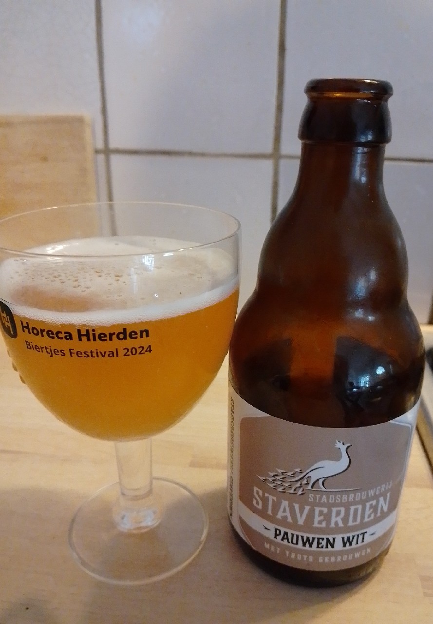 Pauwen Wit, Netherlands