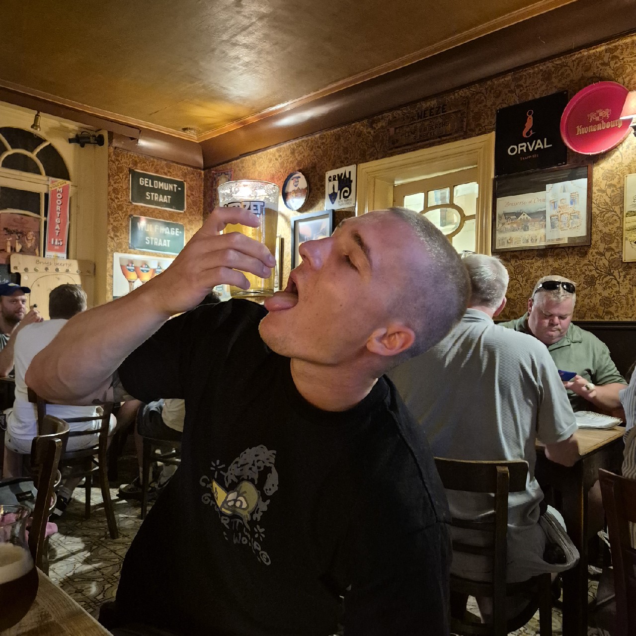 Madahijskar, Belgium